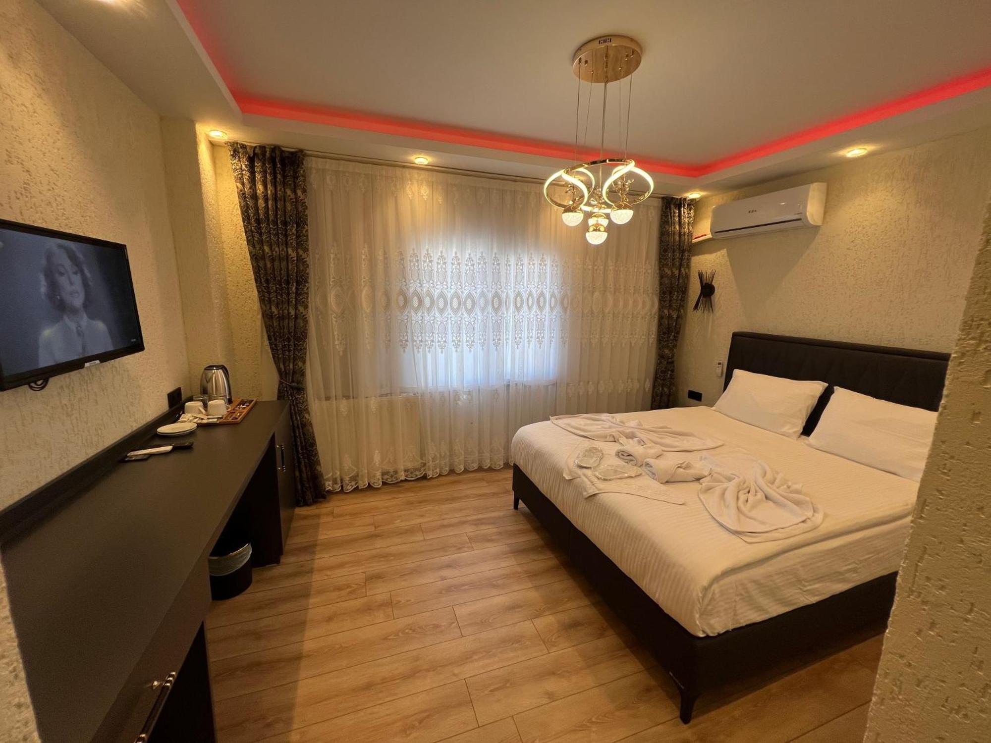 Feycem Suites Hotel Estambul Exterior foto